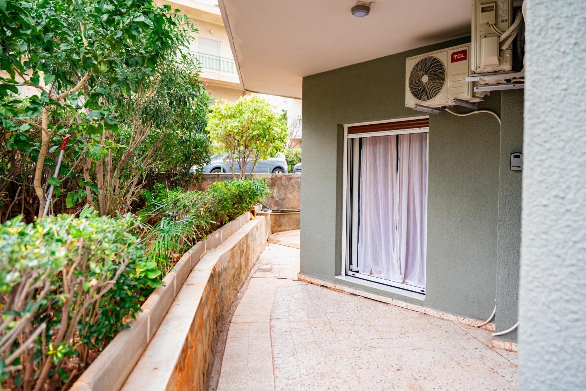 Lux Modern Apt: Renovated Retreat Near Eden Beach Athens Exterior photo